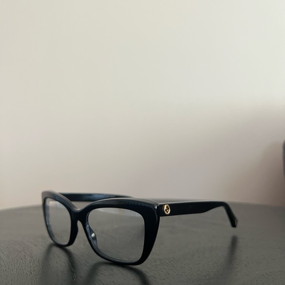 Gucci eyeglasses - Picture 1 of 8